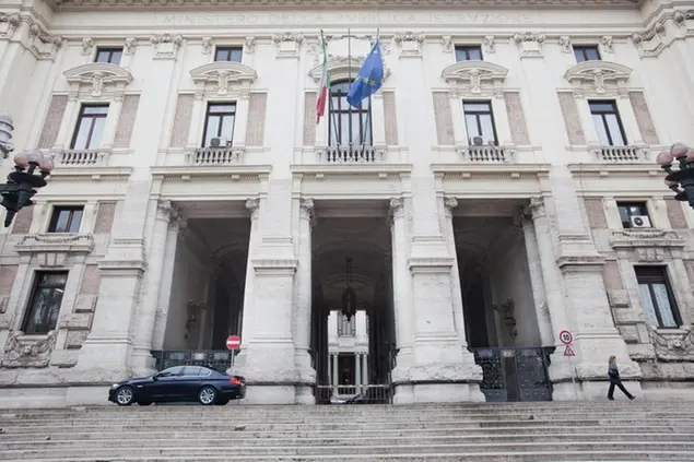 28/12/2010 Roma, sede del Ministero della Pubblica Istruzione a viale Trastevere