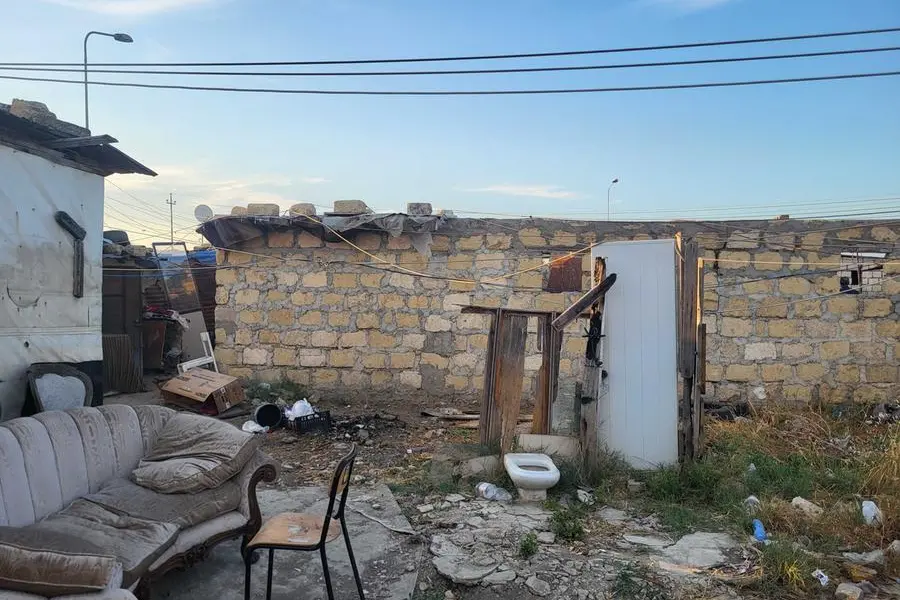 Nel ghetto vivono migliaia di lavoratori stagionali, impiegati nei campi agricoli e sfruttati da imprenditori e caporali. Foto: Youssef Hassan Holgado