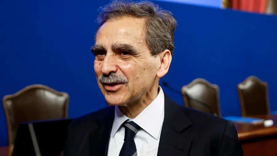 Azionisti e banche discutono su una fusione tra Mps e Bpm e il futuro di Generali