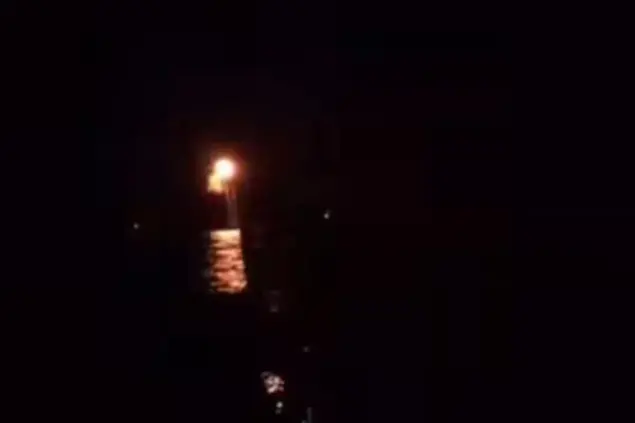 Un fermo immagine dal video delle esplosioni caricato dalla Flotilla su Instagram