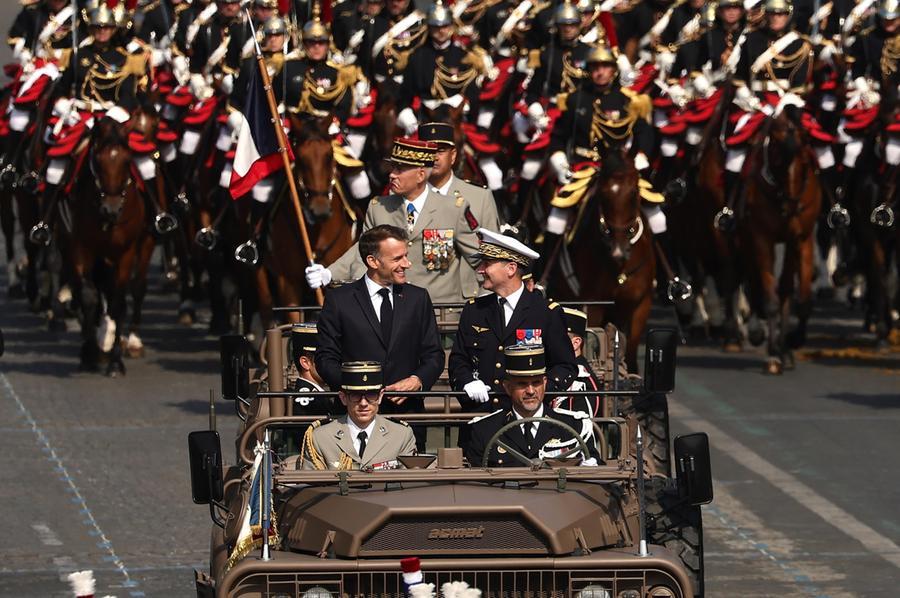 L’ultimo 14 luglio di Macron: celebrazioni all’insegna del riarmo (che non c’è)