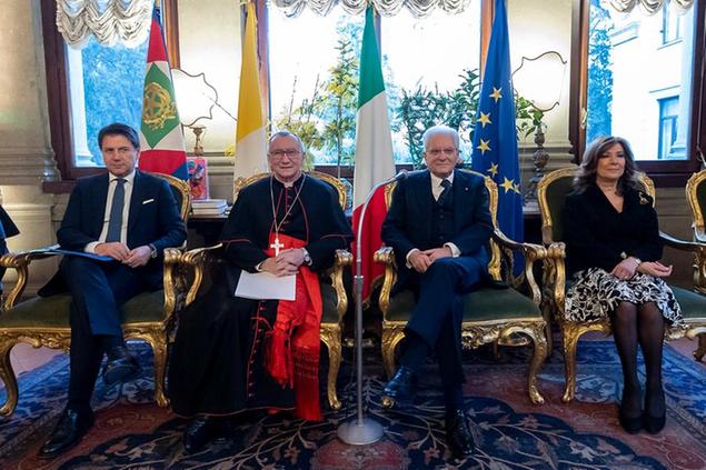 Conte, Mattarella e Casellati assieme al segretario di Stato, Pietro Parolin,che \\u00E8 anche presidente di Villa Nazareth FOTO AGF