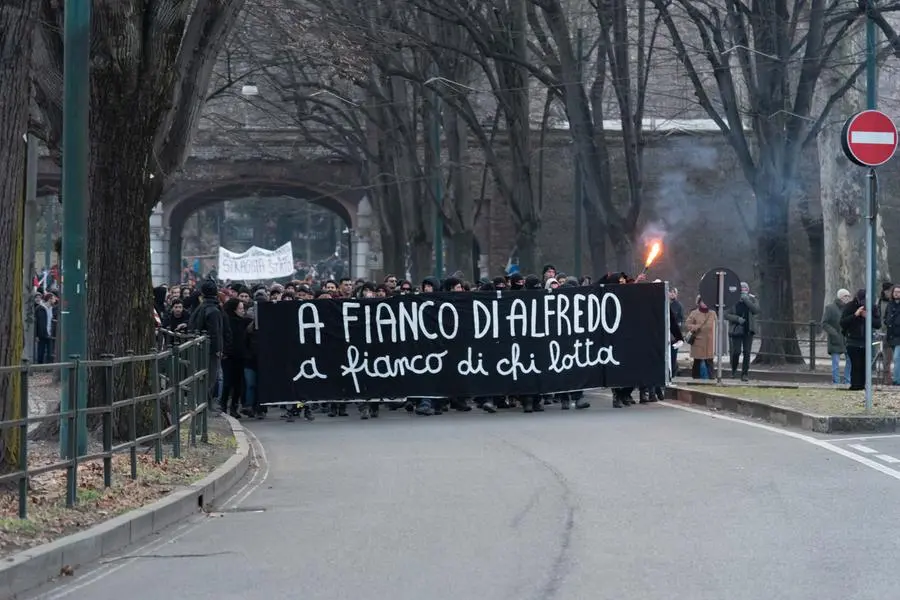 Photo Matteo Secci/LaPresse - 14/01/2023 Torino (Italia) News - Corteo in solidarietà all'anarchico Alfredo Cospito. Nell'immagine: un momento della manifestazione. - 14/01/2023 Turin (Italy) News - Parade in solidarity with the anarchist Alfredo Cospito. In the image: a moment of the event.
