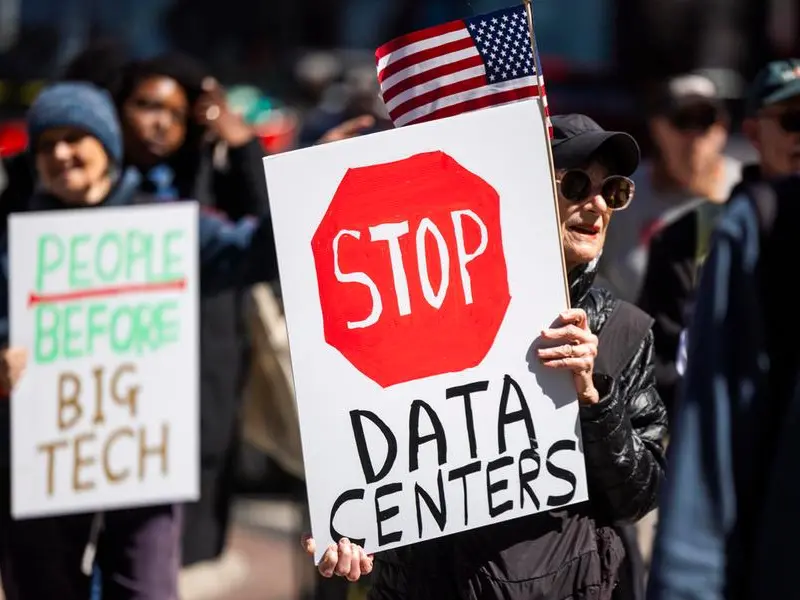 Il costo ambientale dei data center, la corsa all’Ia scatena proteste in tutto il mondo