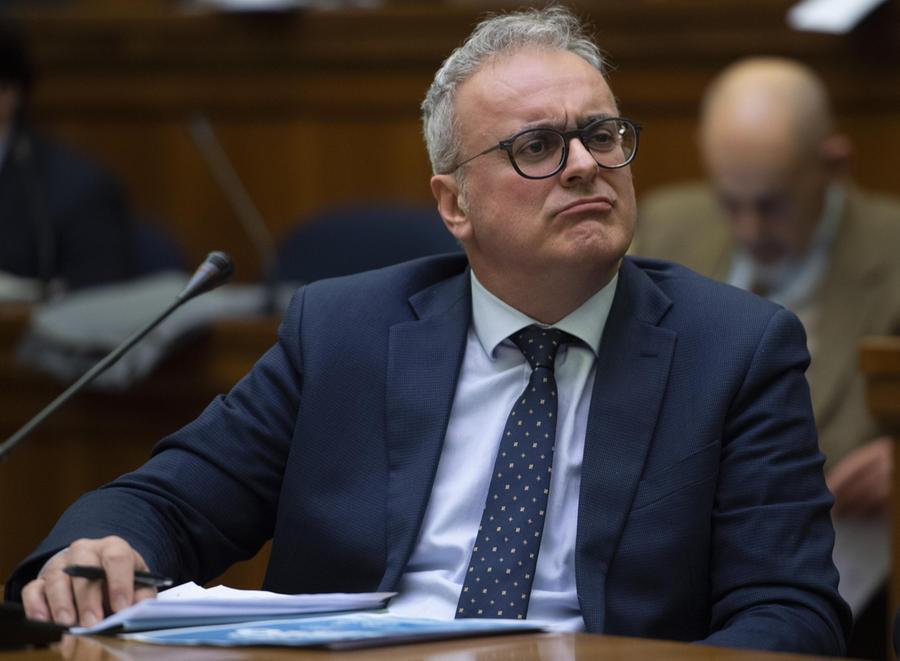 Stipendi no-limits: l’Autorità dei trasporti modello Brunetta