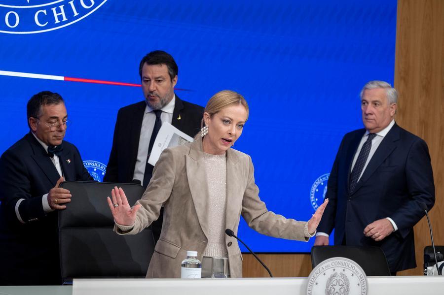 Tra Groenlandia e Gaza, il governo Meloni non si smarca da Trump e invoca «diplomazia»