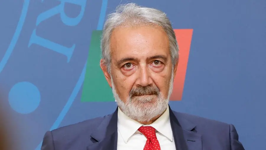 Il governatore Rocca indagato per truffa: «Il danno c’è», ma i pm vogliono archiviare