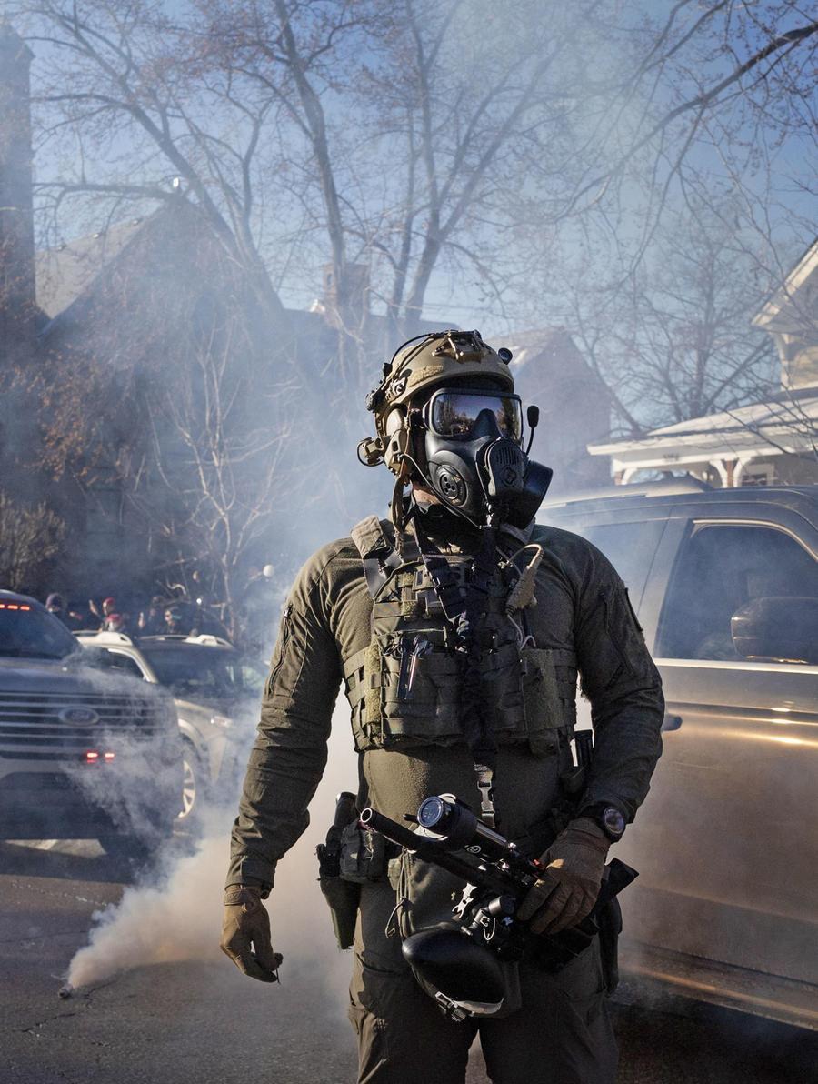 Liam, cinque anni, arrestato dall’Ice: nuovi abusi degli agenti federali Usa