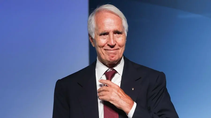 Un presidente della Figc e un avvocato contestano la regolarità del tesseramento, con possibili conseguenze legali