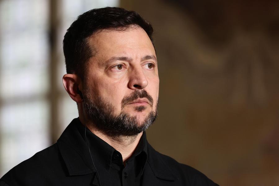 Crisi a Kiev per la rimozione del ministro della Difesa ucraino