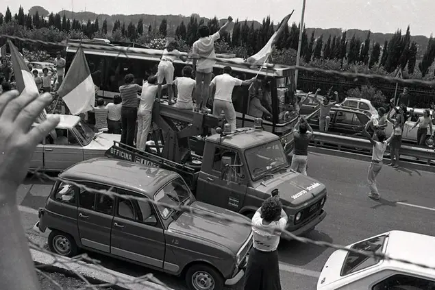 I festeggiamenti in Italia per il Mundial '82 - FOTO ANSA