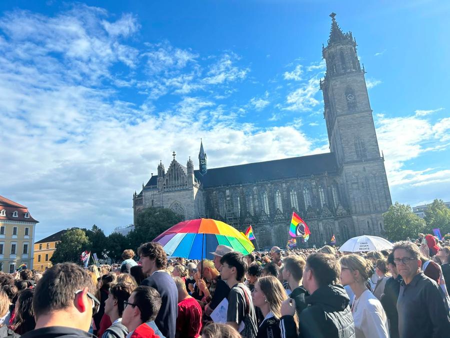 La piazza che resiste all’AfD: «Non cederemo alla paura»