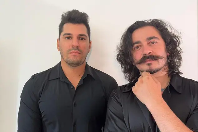 A destra l'attivista rom Rašid Nikolić, a sinistra Gennaro Spinelli, presidente UCRI (credits di Rašid Nikolić)