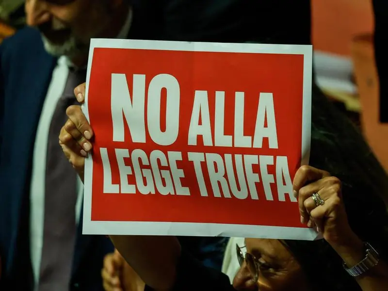 Finte preferenze “alla greca”, questa legge elettorale va rigettata