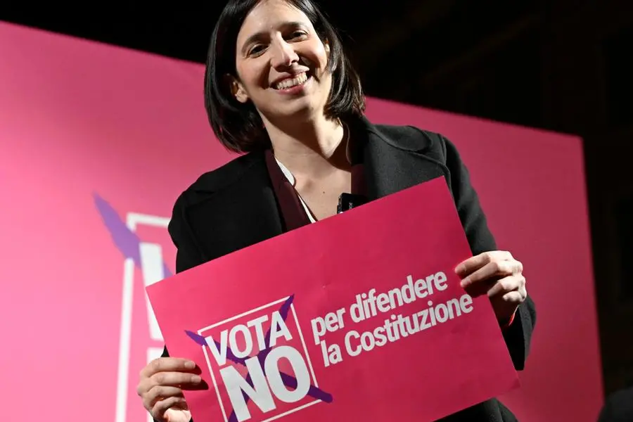 Meloni evoca la «manina», l’ultimo attacco ai magistrati prima del voto