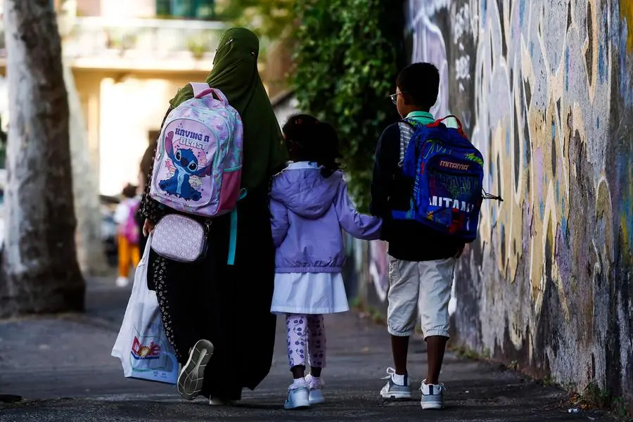 Dieci ragioni per dire no al “tetto” per gli studenti con background migratorio
