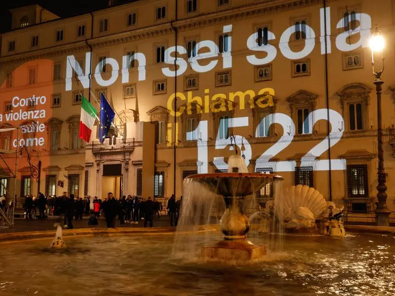 La prima donna presidente si dimentica di tutte le altre