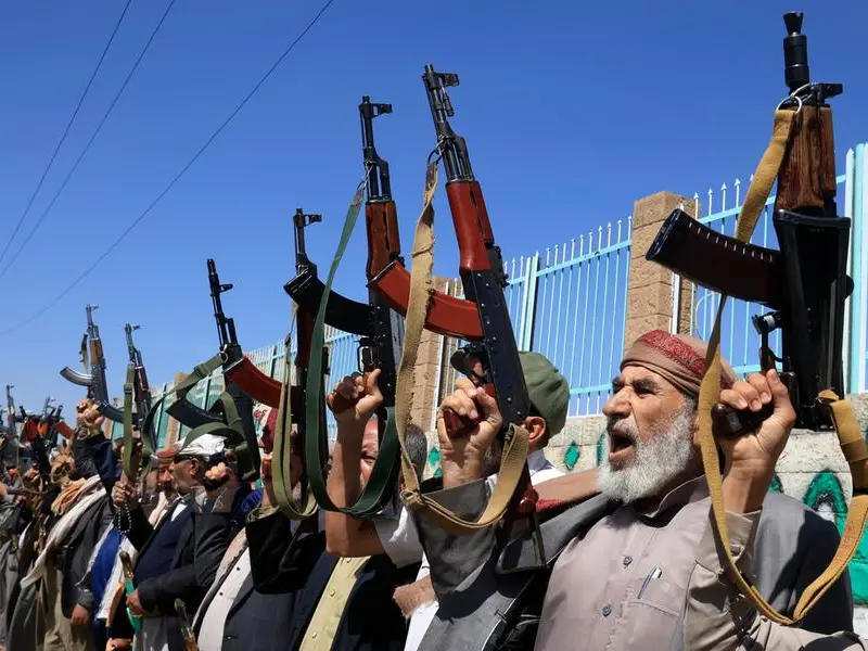 Attacchi Houthi, Teheran vuole mediare. Riad: «Energia, forniture globali a rischio»