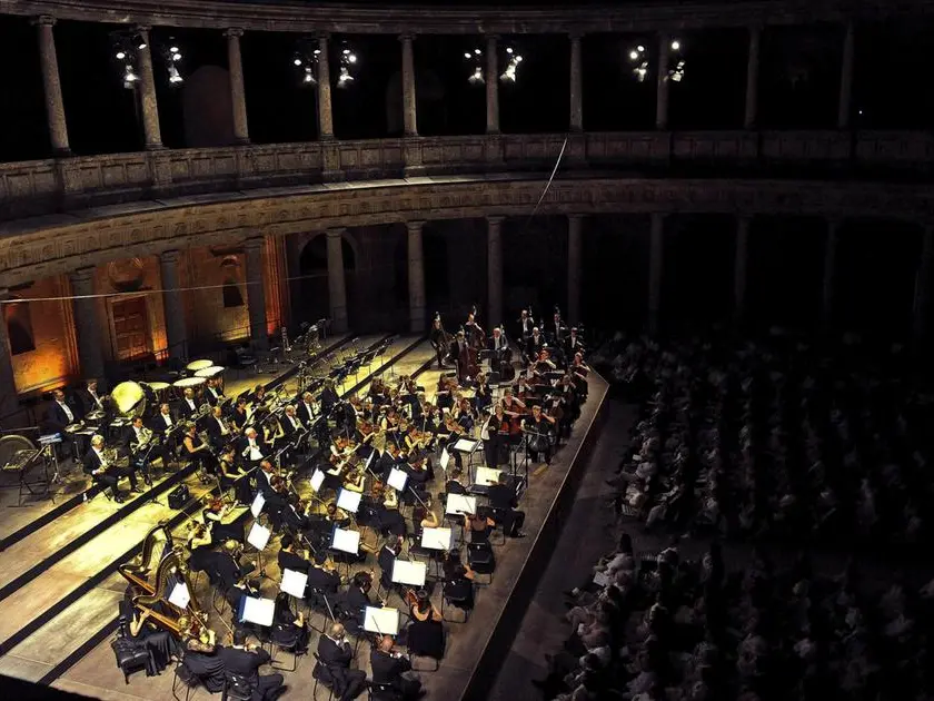 Dirigere Mahler? Basta avere abbastanza soldi per pagare un’orchestra