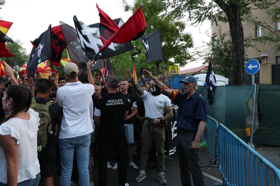 Peralta, TikTok e saluti romani. A ciascuno il suo Vannacci