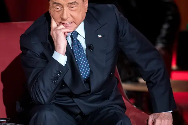 Silvio Berlusconi ospite al Maurizio Costanzo Show Foto\\u00A0LaPresse
