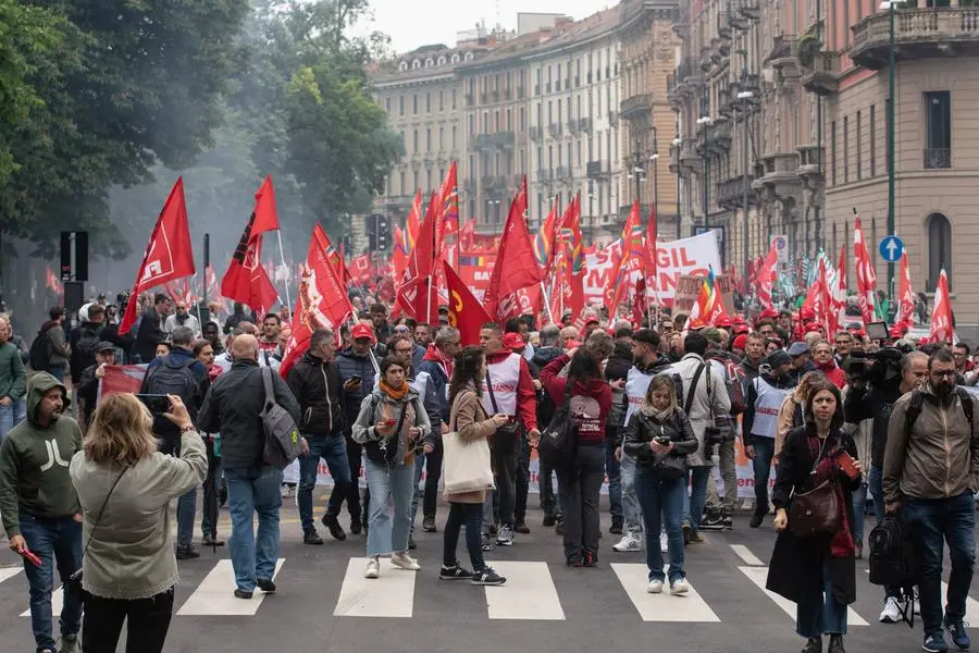 La Cassazione Anticipa Il Parlamento E Fissa «il Salario Minimo ...