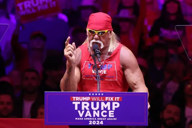 Il wrestler Hulk Hogan, morto lo scorso 24 luglio e volto notissimo degli anni '80 e '90, è stato un acceso sostenitore di Donald Trump durante la campagna elettorale del 2024