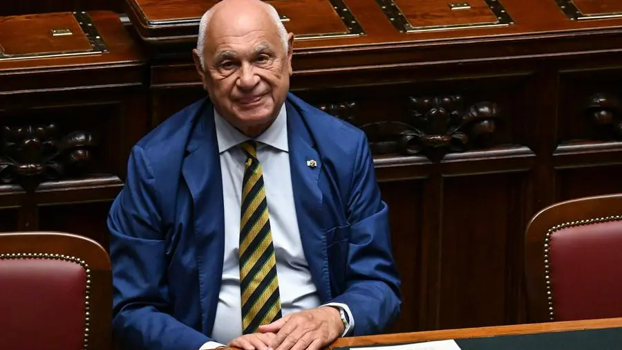 Almasri, la Consulta chiede a Nordio di trasmettere alla procura generale le richieste dell’Aja