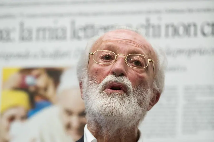 L’inizio della Scalfareide. Addio al “senatore” Bracardi
