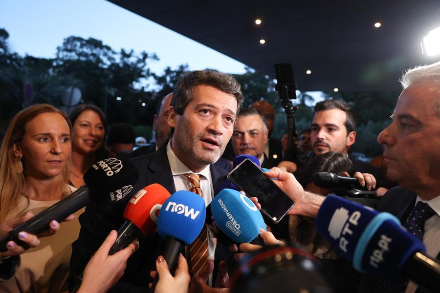 Elezioni in Portogallo, l’estrema destra di Ventura punta al ballottaggio