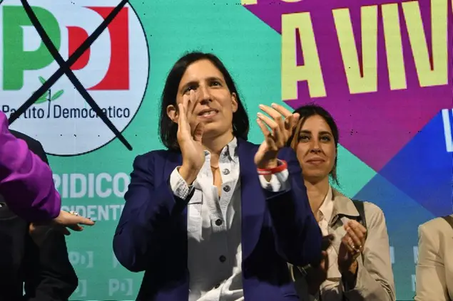 La leader dem Elly Schlein