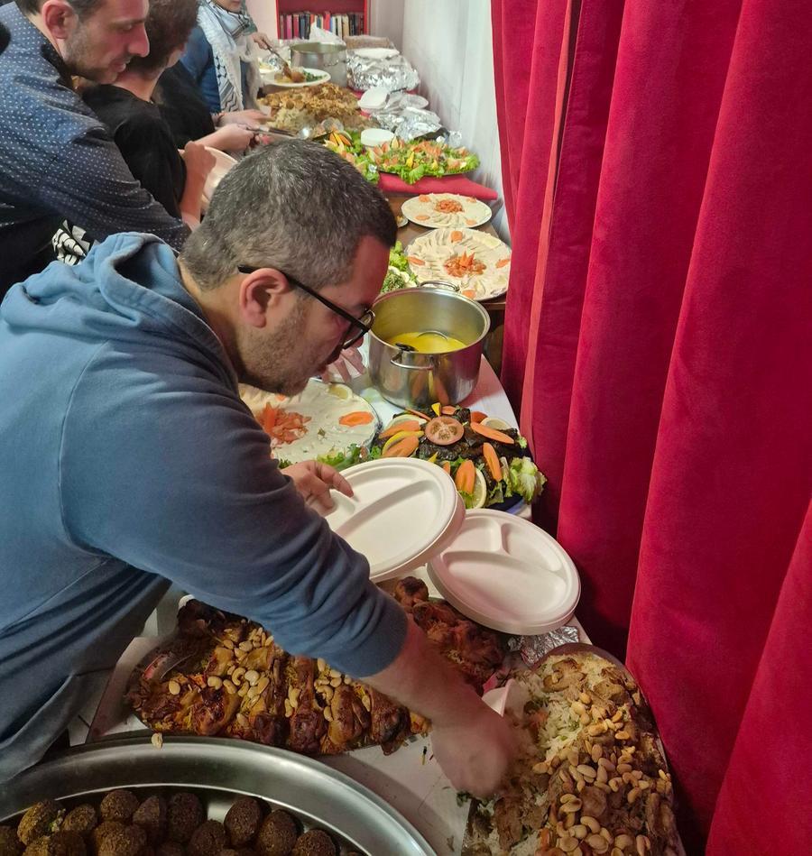 L’Iftar con i gazawi: se un pasto condiviso allontana la guerra