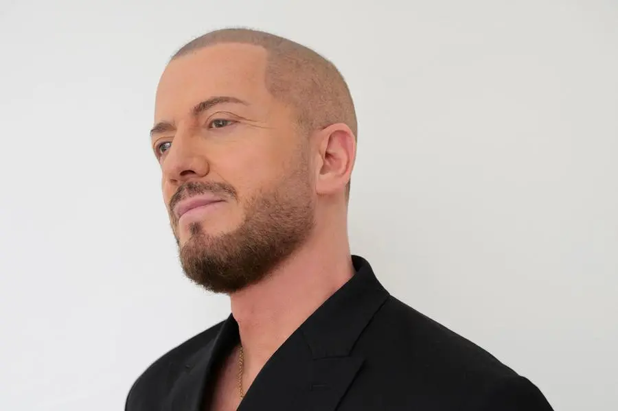 Il rapporto complicato di Raf con Sanremo, la sua ballad romantica e lo ...