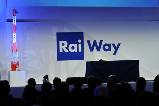 Gian Mattia D'Alberto / LaPresse 19-11-2014 Milano cronaca primo giorno di Quotazione in Borsa della RAI nella foto: Camillo Rossotto, presidente di Rai Way Gian Mattia D'Alberto/LaPresse 19-11-2014 Milan RAI first day of trading on the stock exchange in the picture: Camillo Rossotto