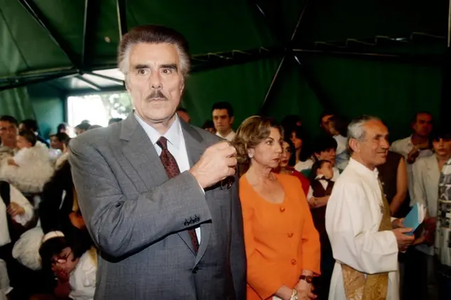 10/10/1984 Rimini, Vincenzo Muccioli nella sua Comunita' di San Patrignano durante il battesimo di alcuni ospiti (Mirco Toniolo / AGF)