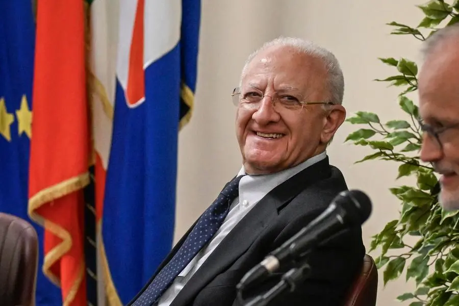 Vincenzo De Luca ha condotto, insieme a Luca Zaia, la battaglia per il terzo mandato (foto Ansa)