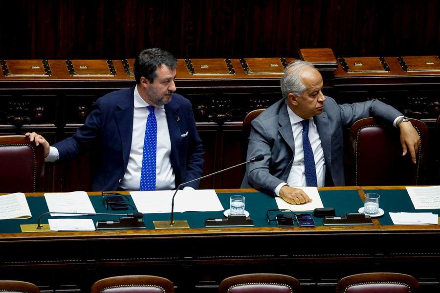 Il Cdm ha approvato il nuovo ddl sicurezza: il fermo preventivo sarà esteso anche ai minorenni