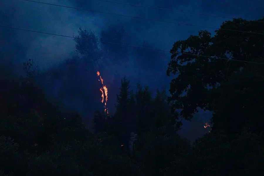 Foto Alessandro Tocco - LaPresse 26-07-2021 Provincia - Oristano - Italia cronaca Incendi Provincia di Oristano Nella foto: incendi sulle colline Photo Alessandro Tocco - LaPresse 26 July 2021 - Oristano - Italy news Sardinia fires - Nella foto: Sardinia fires