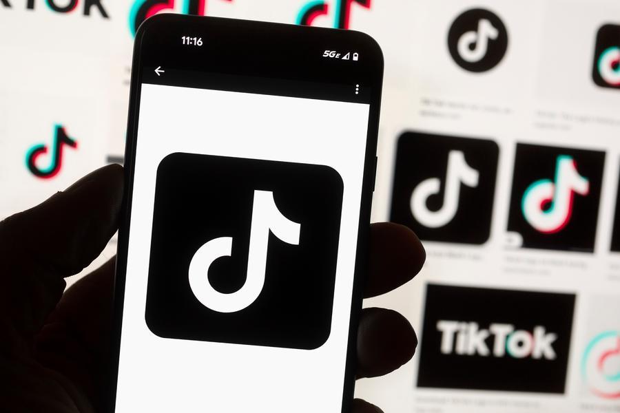 La Commissione europea vieta TikTok ai suoi dipendenti