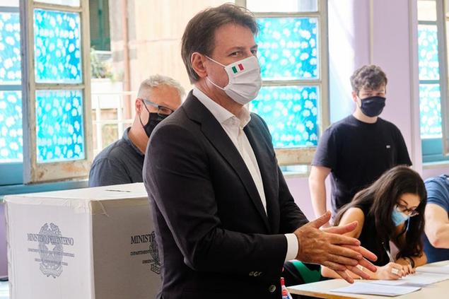 Roma, il Presidente del Consiglio Giuseppe Conte al voto Foto Mauro Scrobogna /LaPresse