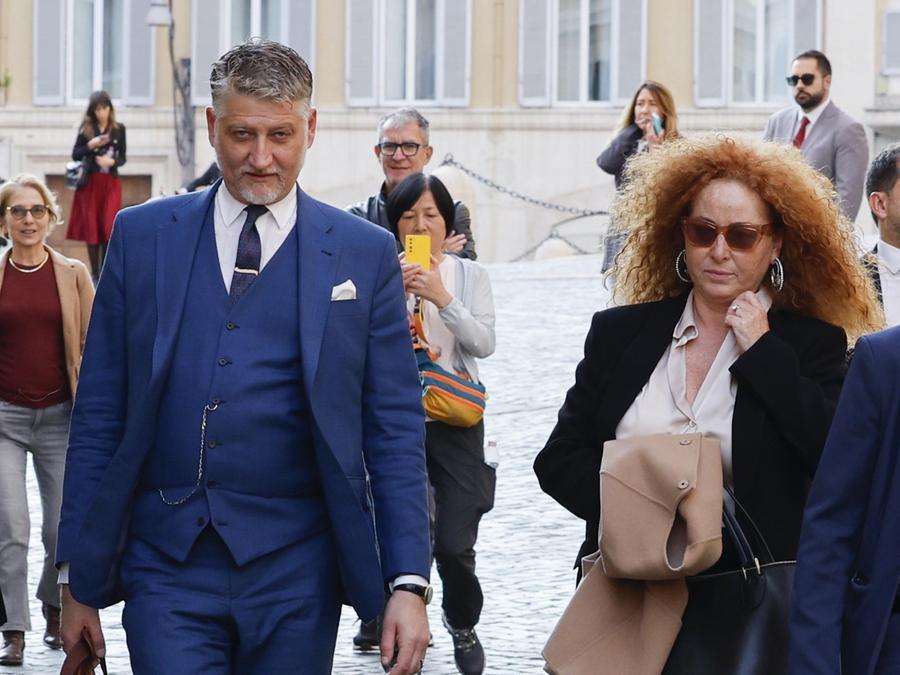 La Cultura va sull’auto blu. Il segreto al Mic è già un caso