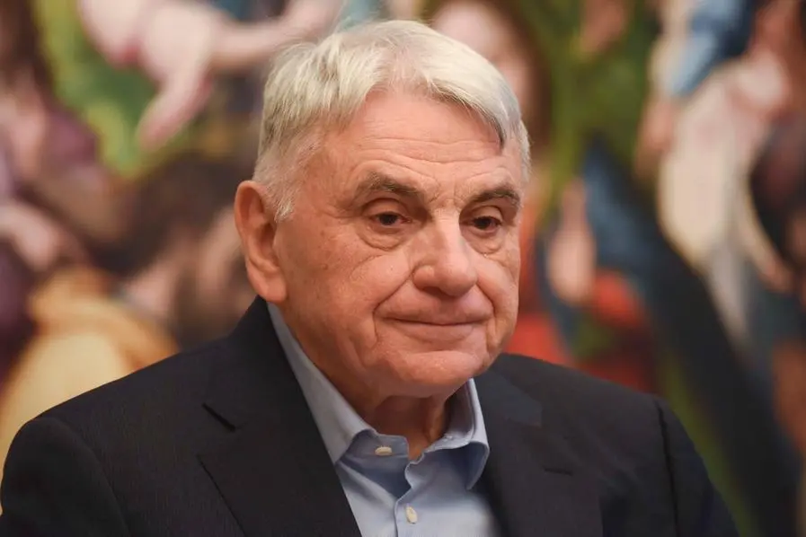 18/01/2016 Prato, Banca Popolare di Vicenza, incontro con i cittadini in occasione del ritorno dei capolavori della galleria di Palazzo degli Alberti di proprietÃ\\u00A0 della Banca, nella foto Gianni Mion Presidente BPVi