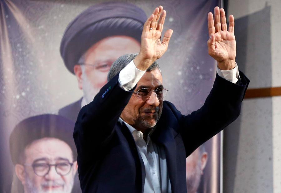 Il Mossad puntava su Ahmadinejad per colpire il clero
