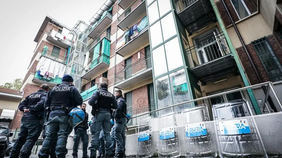 Le case popolari? Prima ai poliziotti. La ricetta della destra per le periferie