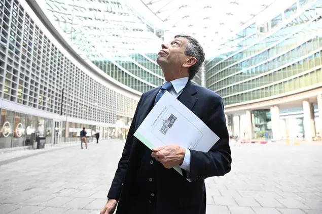 Maurizio Lupi, leader di Noi Moderati, spera in una candidatura a Milano in caso di elezioni anticipate per il caso Sala