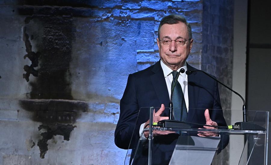 L’ultimatum di Draghi: «Se l’Ue vuole salvarsi diventi federazione»