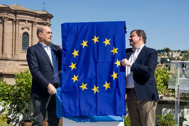 Roma 30/03/2019, il segretario del Partito Democratico presenta il simbolo per le prossime elezioni europee. Nella foto Nicola Zingaretti, Carlo Calenda