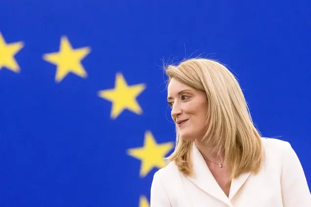 (Roberta Metsola eletta presidente alla prima votazione, il 18 gennaio. Foto AP)