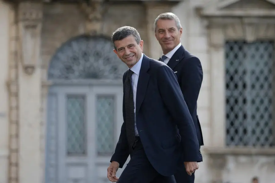 Foto Cecilia Fabiano/LaPresse 21-10-2022 Roma, Italia - Politica - Seconda giornata di consultazioni al Quirinale per la formazione del governo - Nella Foto : entrata di Maurizio Lupi October 21 , 2022 Rome, Italy - Politics - Second day of consultation at Quirinal Palace to build the government - In the photo: Maurizio Lupi