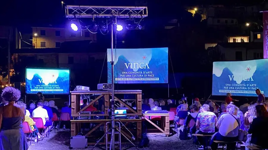 Un festival di arte e cultura a Vinca unisce la memoria della strage del 1944 con il presente e il futuro